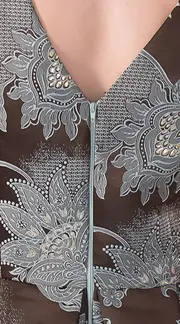 4. Thumb Lady Leaf Print