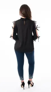 3. Thumb Shoulder Show Black