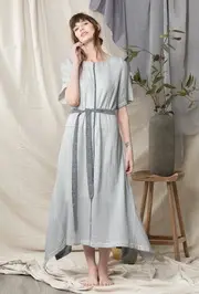 3. Thumb Plume Dress White or Grey 