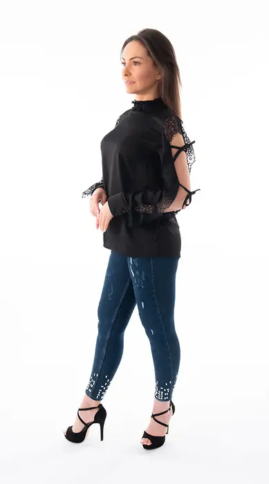 2. Shoulder Show Black thumbnail